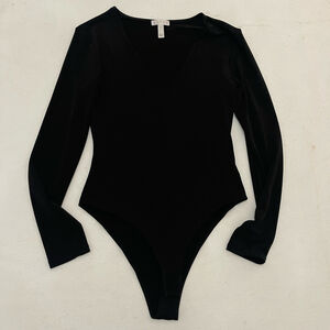Leith Bodysuit Women’s Medium Black V-Neck Top Long Sleeves